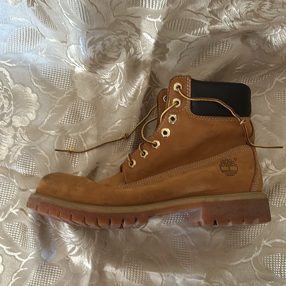 Authentic Timberland boots - Picture 9 of 14